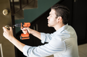 A Complete Guide to Emergency Locksmith Services